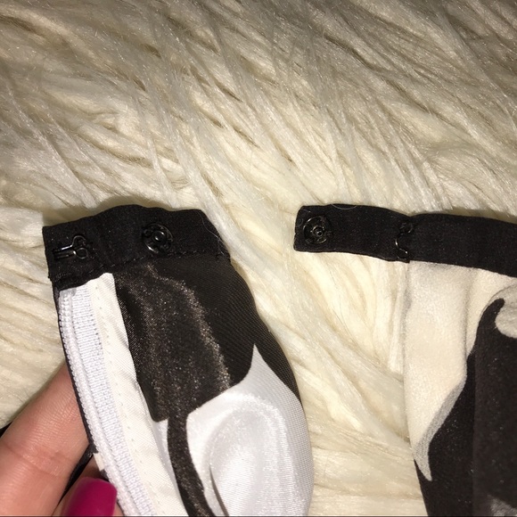 Ann Taylor Floral Skirt - Picture 4 of 6